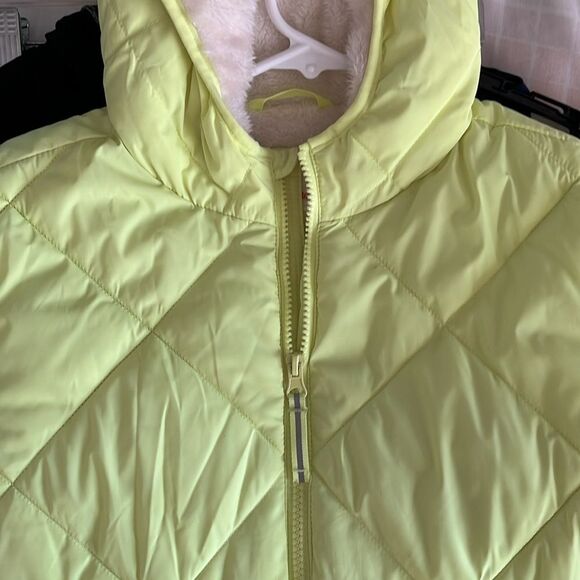 Cat & Jack Girls Puffer Jacket Size L GUC Bright yellow - Picture 3 of 8